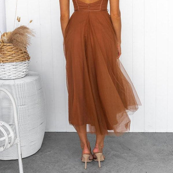 Elegant Maxi Dress with Straps in Chiffon for a Modern Princess Party