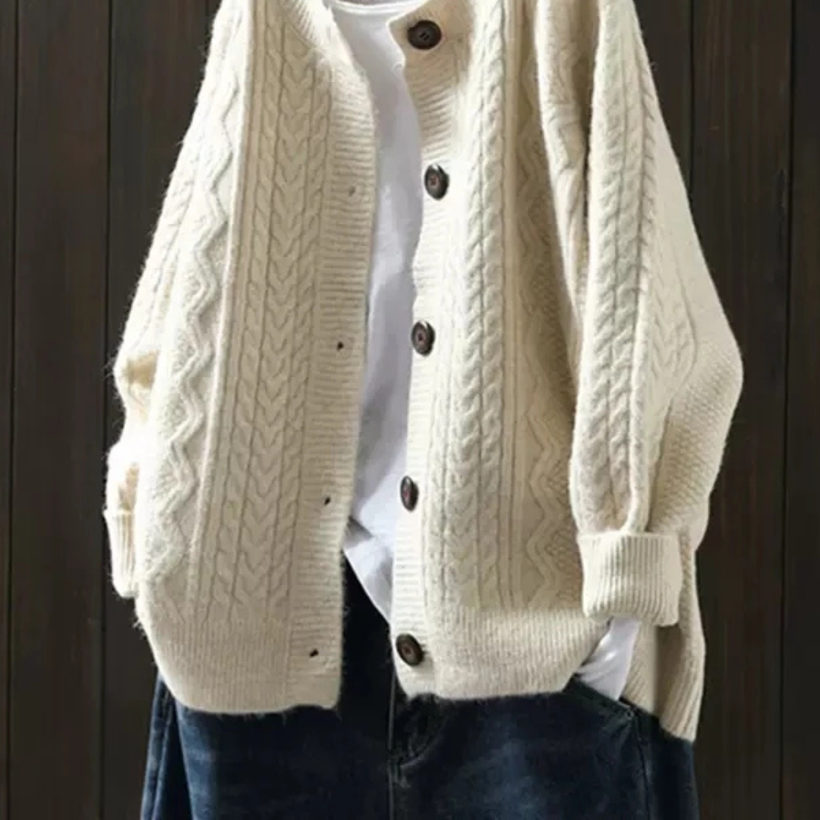 Cable Knit Cardigan | DUUWE
