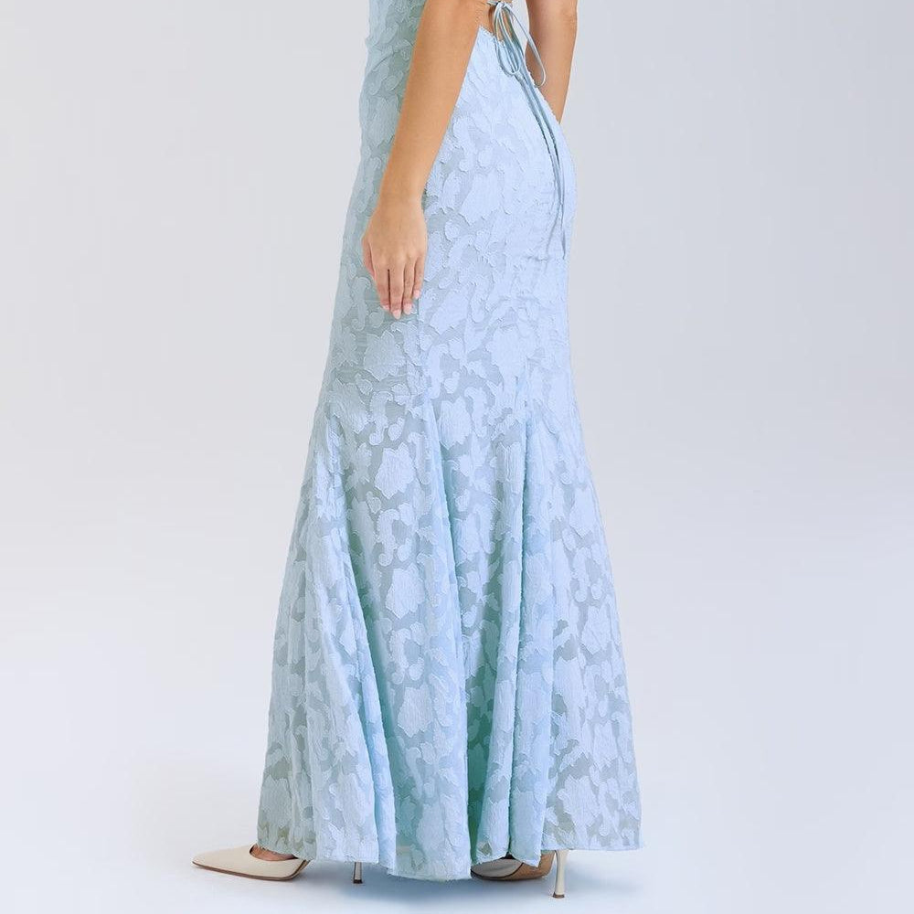 Long Mermaid Dress with Straps at the Back for an Elegant Look
