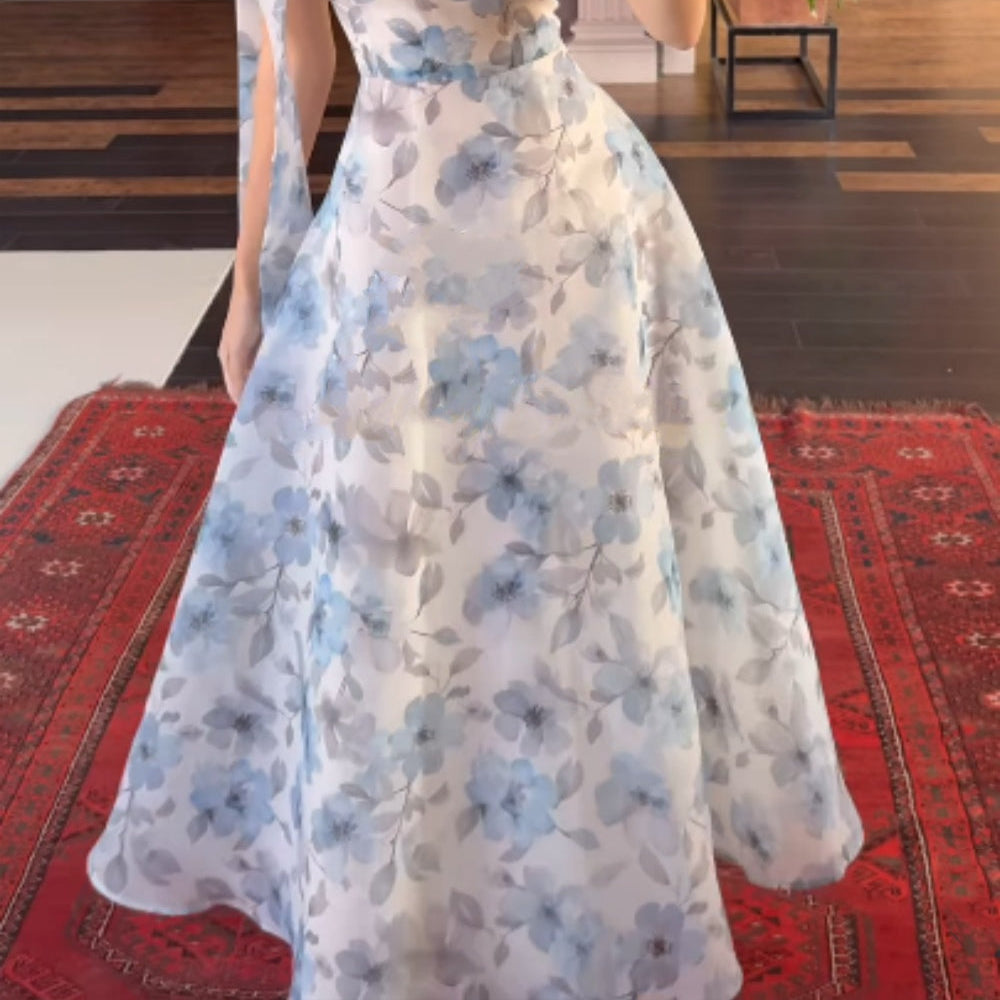Women's Elegant fitted printed dress with puff sleeves