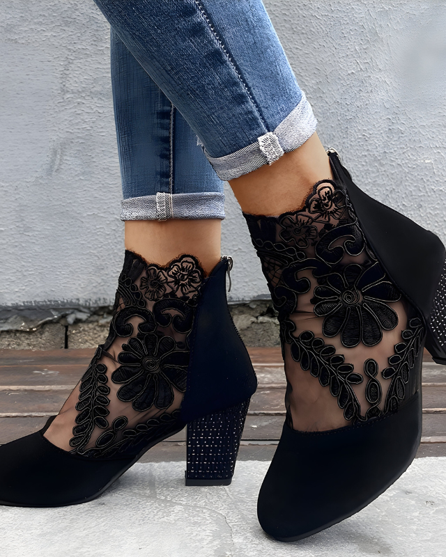 Breathable Orthopedic Heels for All-Day Comfort Red | DUUWE