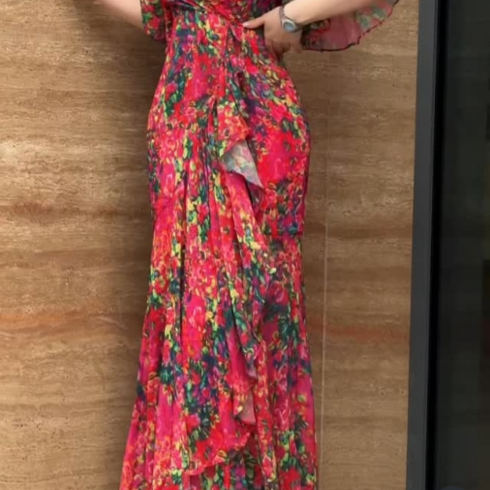 Women's Elegant V-neck chiffon print dress with dramatic oversized