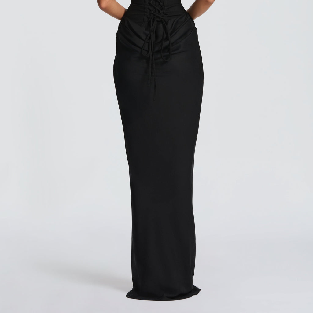 Hourglass Long Dress — Sculpted Silhouette, Effortless Style