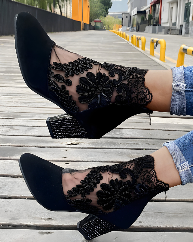 Breathable Orthopedic Heels for All-Day Comfort Red | DUUWE