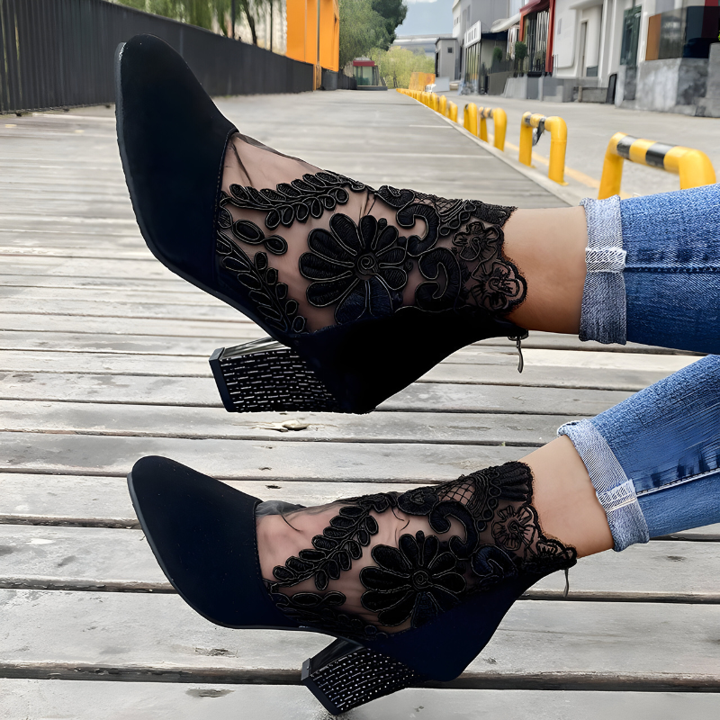 Breathable Orthopedic Heels for All-Day Comfort Red | DUUWE