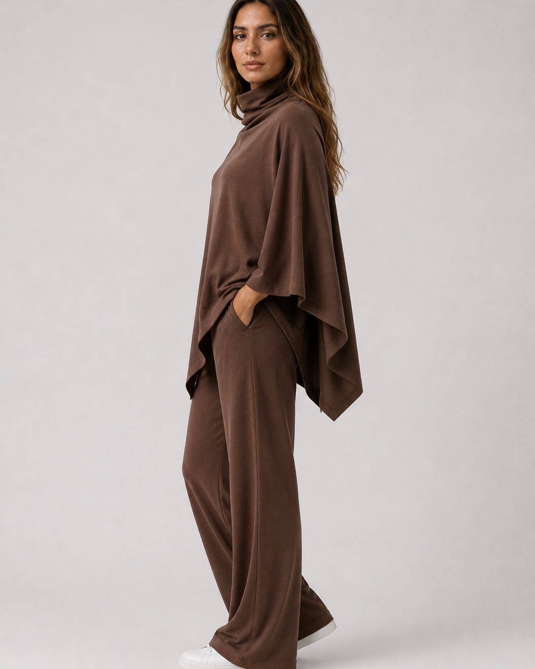 Two-Piece Set : Alyris Women's Two-Piece Poncho Set – Cowl Neck Top & Straight-Leg Pants in van DUUWE
