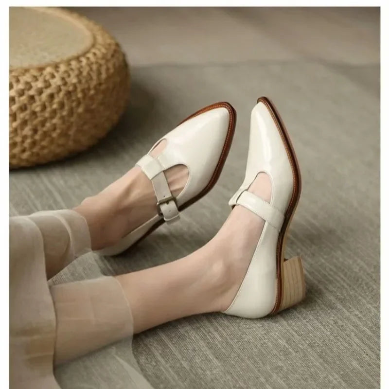 Women's Leomara Elegant Pointed-Toe Heels
