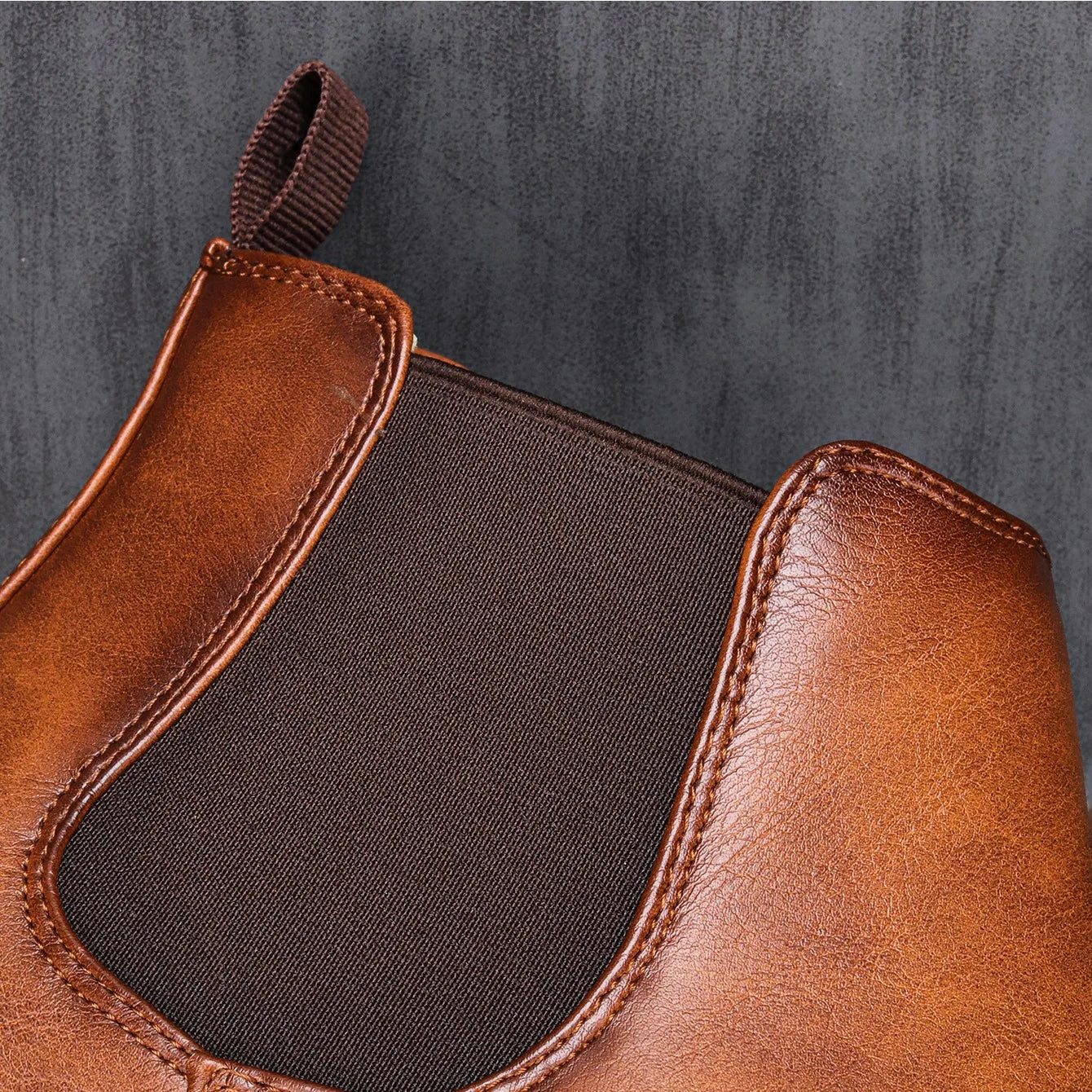 Men's Chelsea Boots: Timeless Style for Everyday Elegance