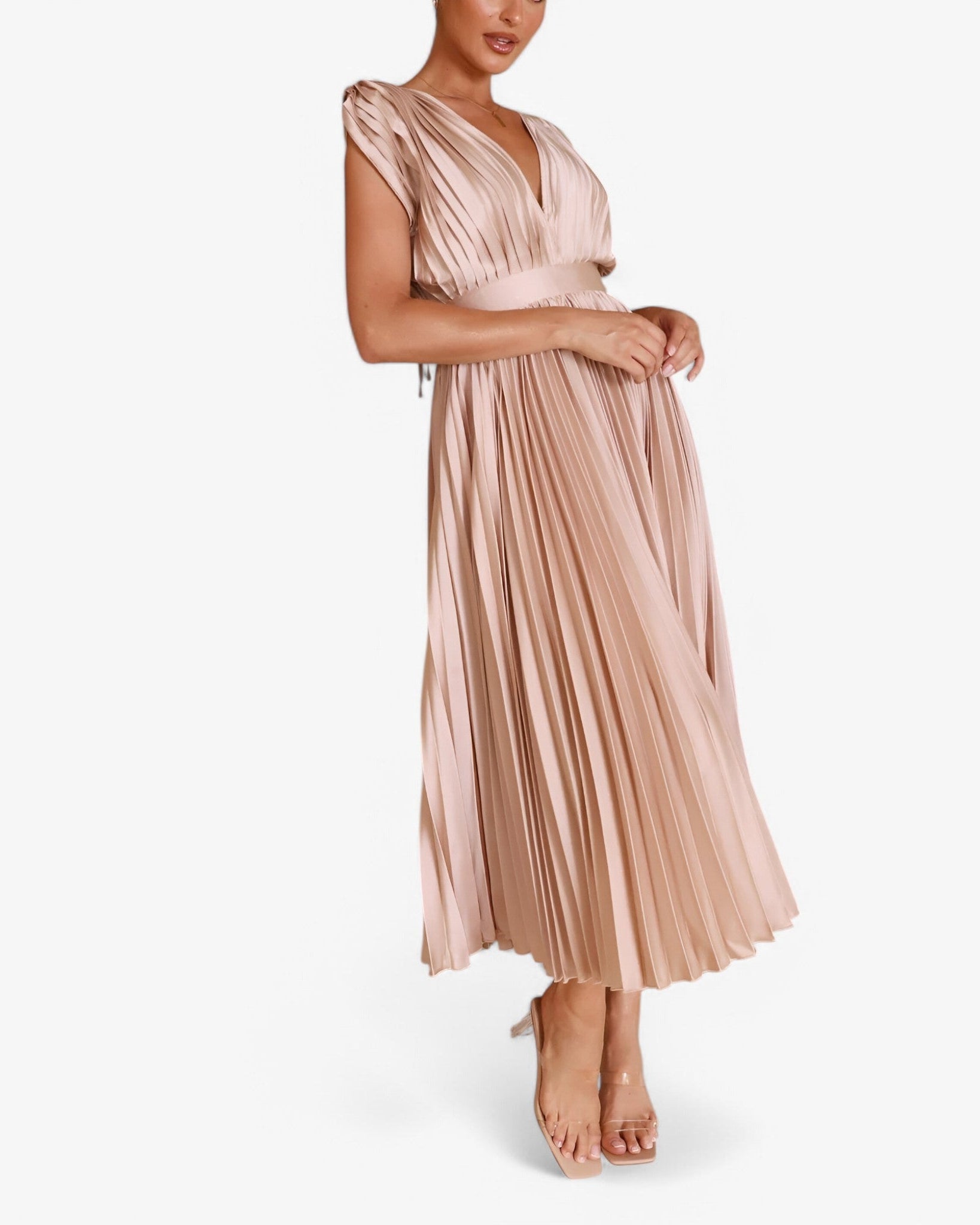 Chic Maxi Pleated Dress - Elegant, Comfortable, and Flattering