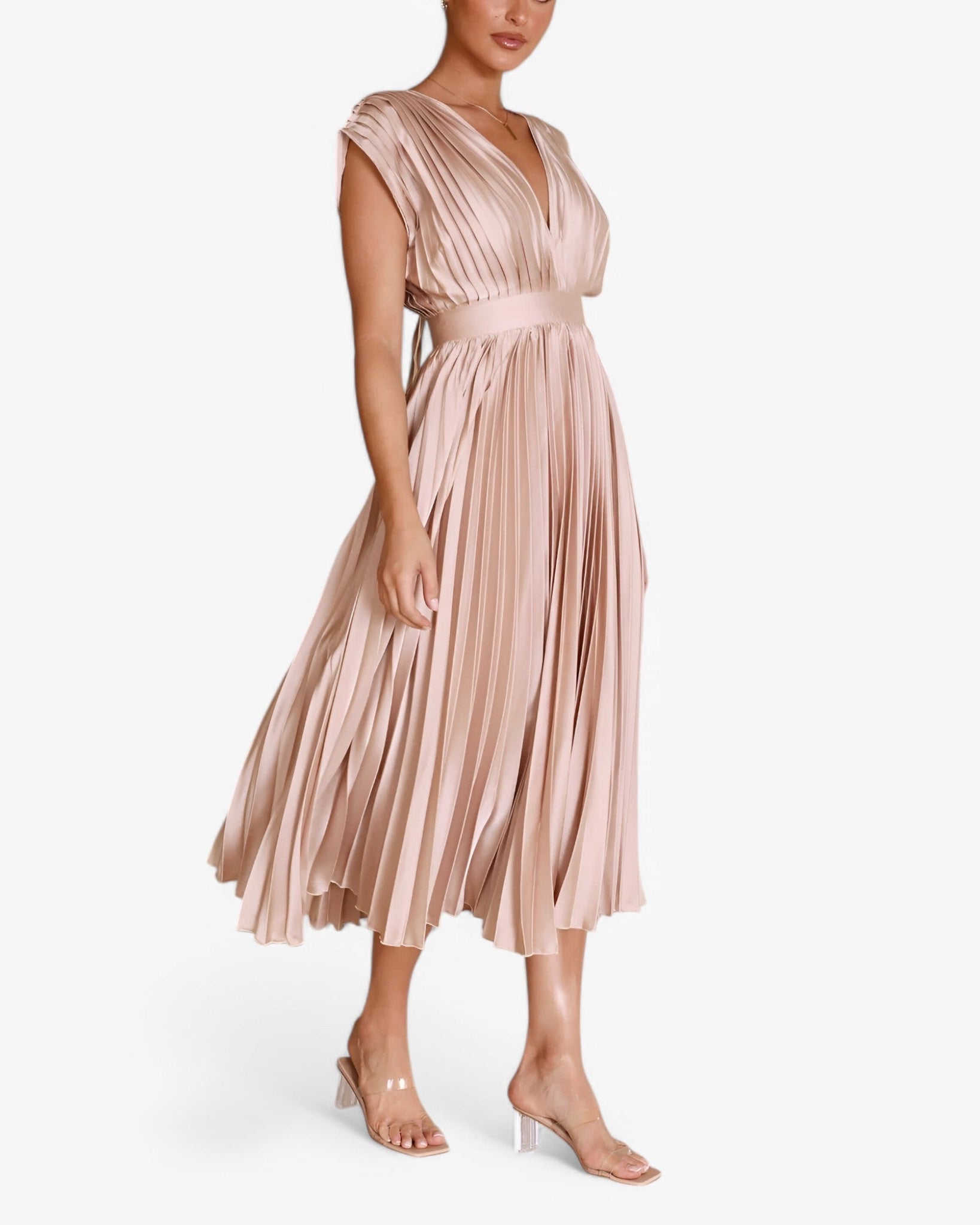 Chic Maxi Pleated Dress - Elegant, Comfortable, and Flattering