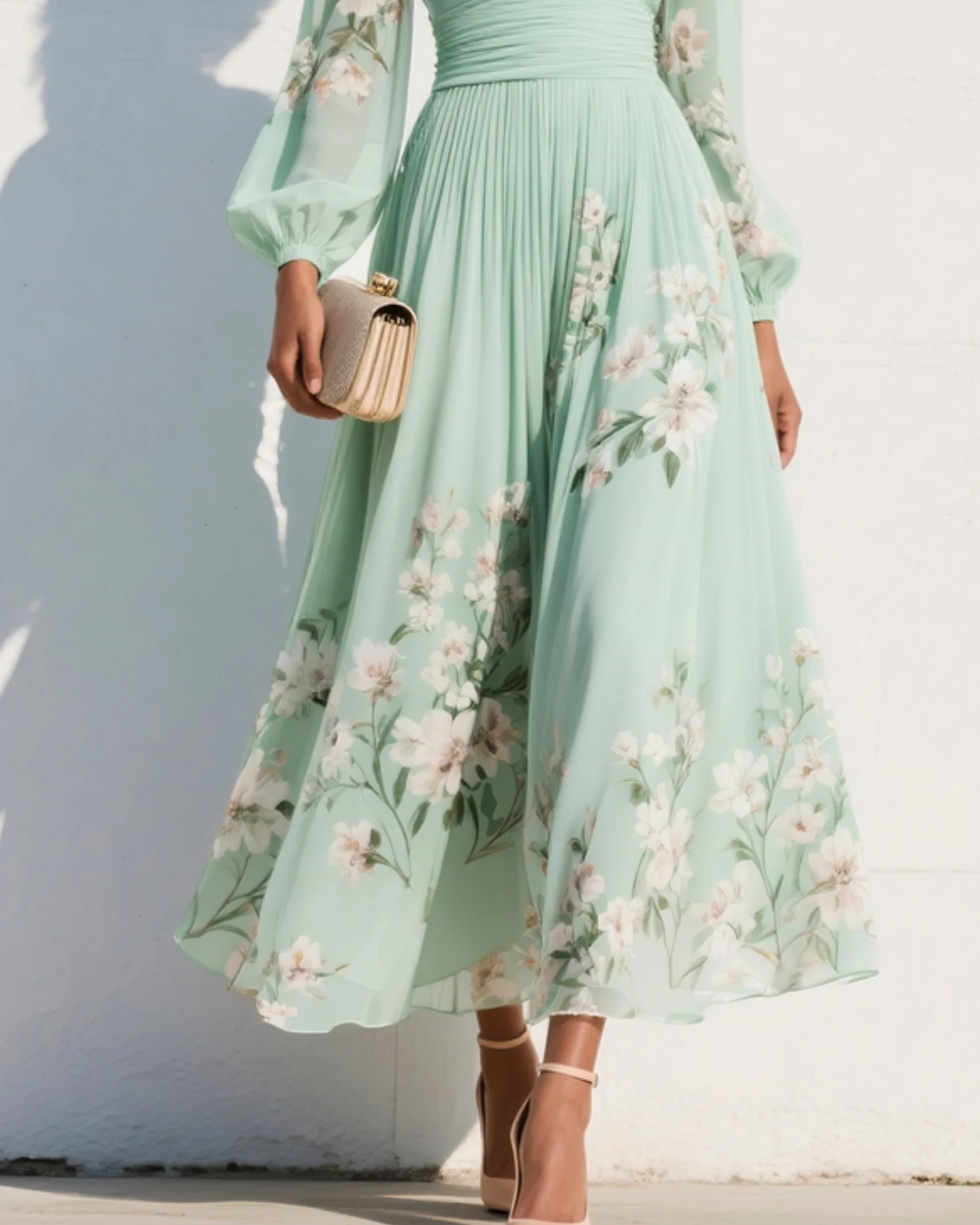Floral Dresses : Mathilda - Light Green V-Neck Chiffon Pleated Floral Midi Dress in van Cow Clothing