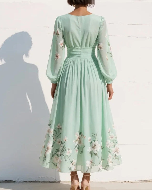 Floral Dresses : Mathilda - Light Green V-Neck Chiffon Pleated Floral Midi Dress in van Cow Clothing
