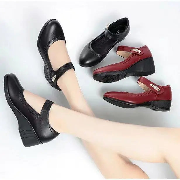 Women's Timeless Elegance in Mid-Heel Comfort Shoes