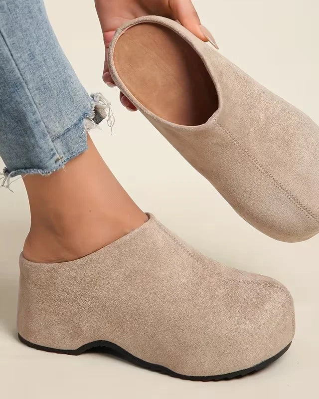All-Day Comfort Non-Slip Shoes comfortable your feet Suede Red | DUUWE