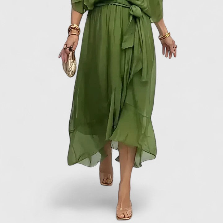 Women's Elegant V Neck Dress with Timeless Sophistication