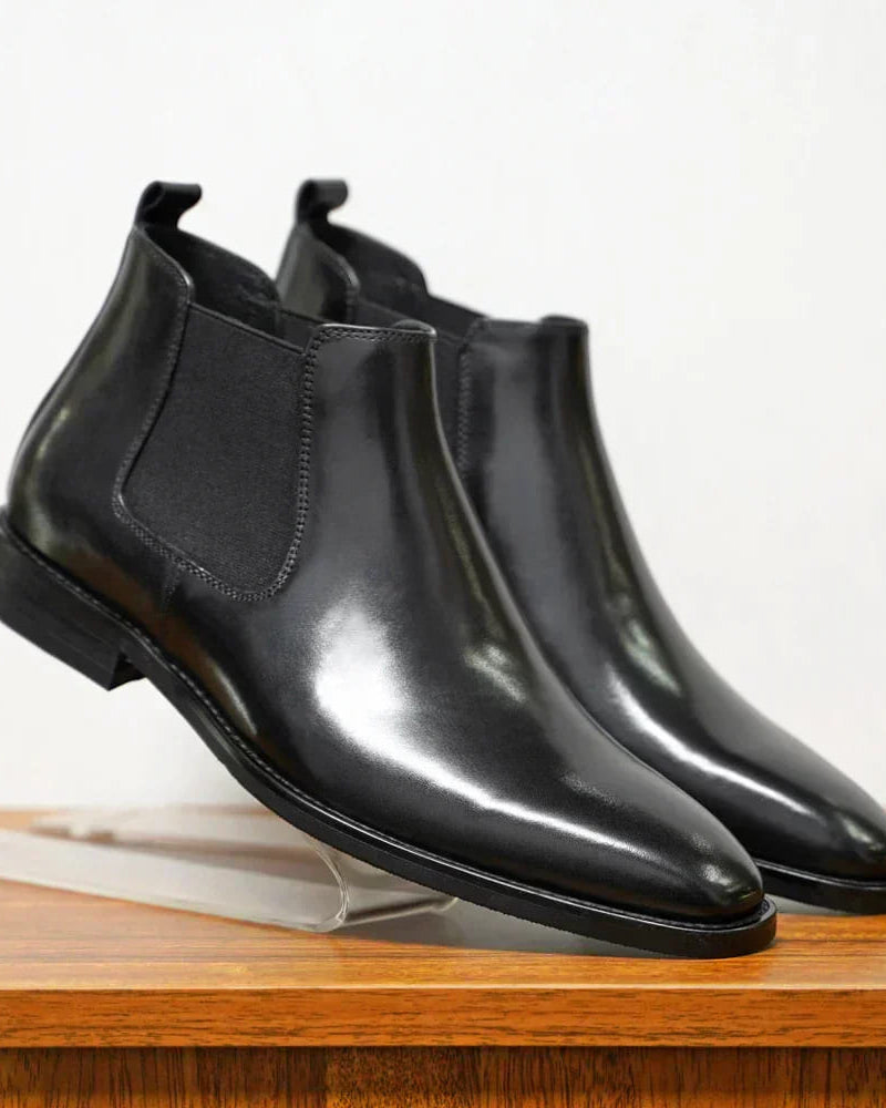 Chelsea Boots - Timeless Classic Elegance