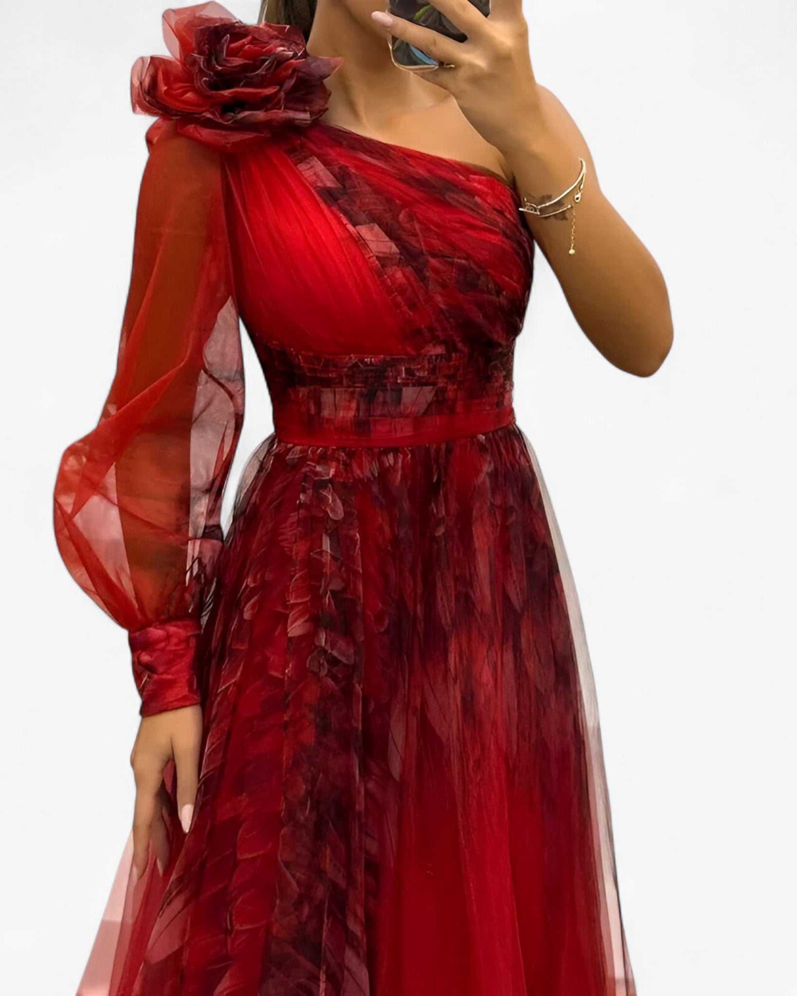 Alma Maxi Dress – Elegant, Unique & Effortlessly Chic Red | DUUWE