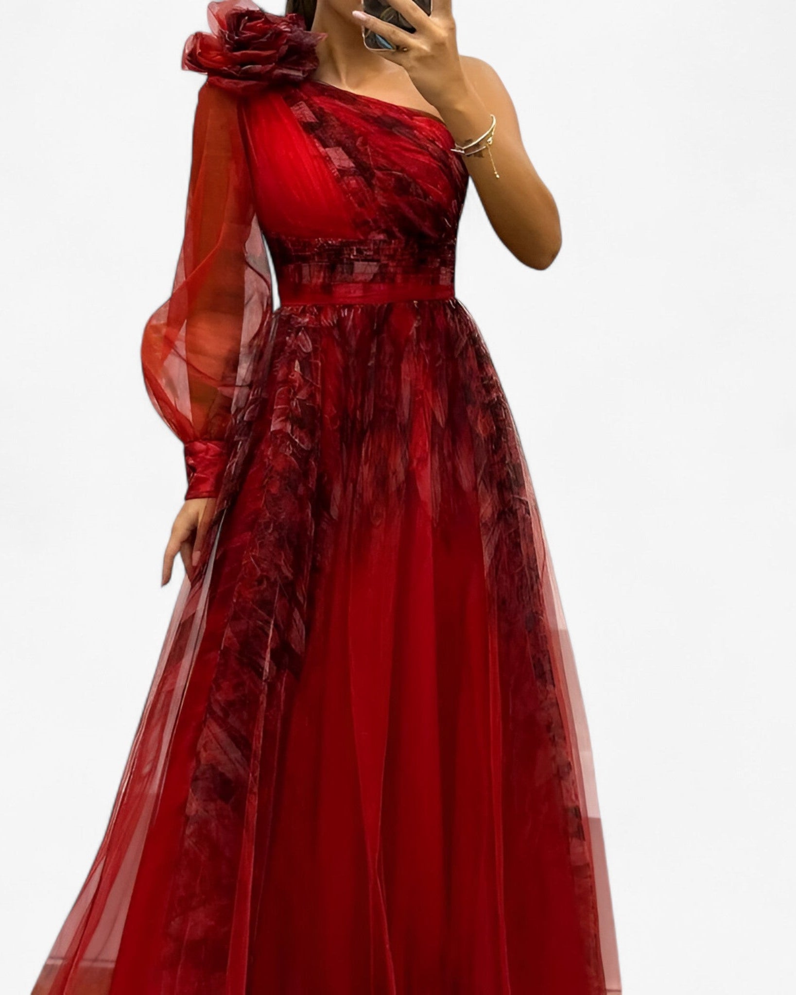 Alma Maxi Dress – Elegant, Unique & Effortlessly Chic Red | DUUWE