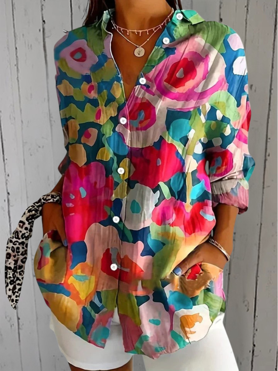 Clothing > Blouses : Deliane | Vibrant Artistic Button-Up Blouse in Multicolour van DUUWE