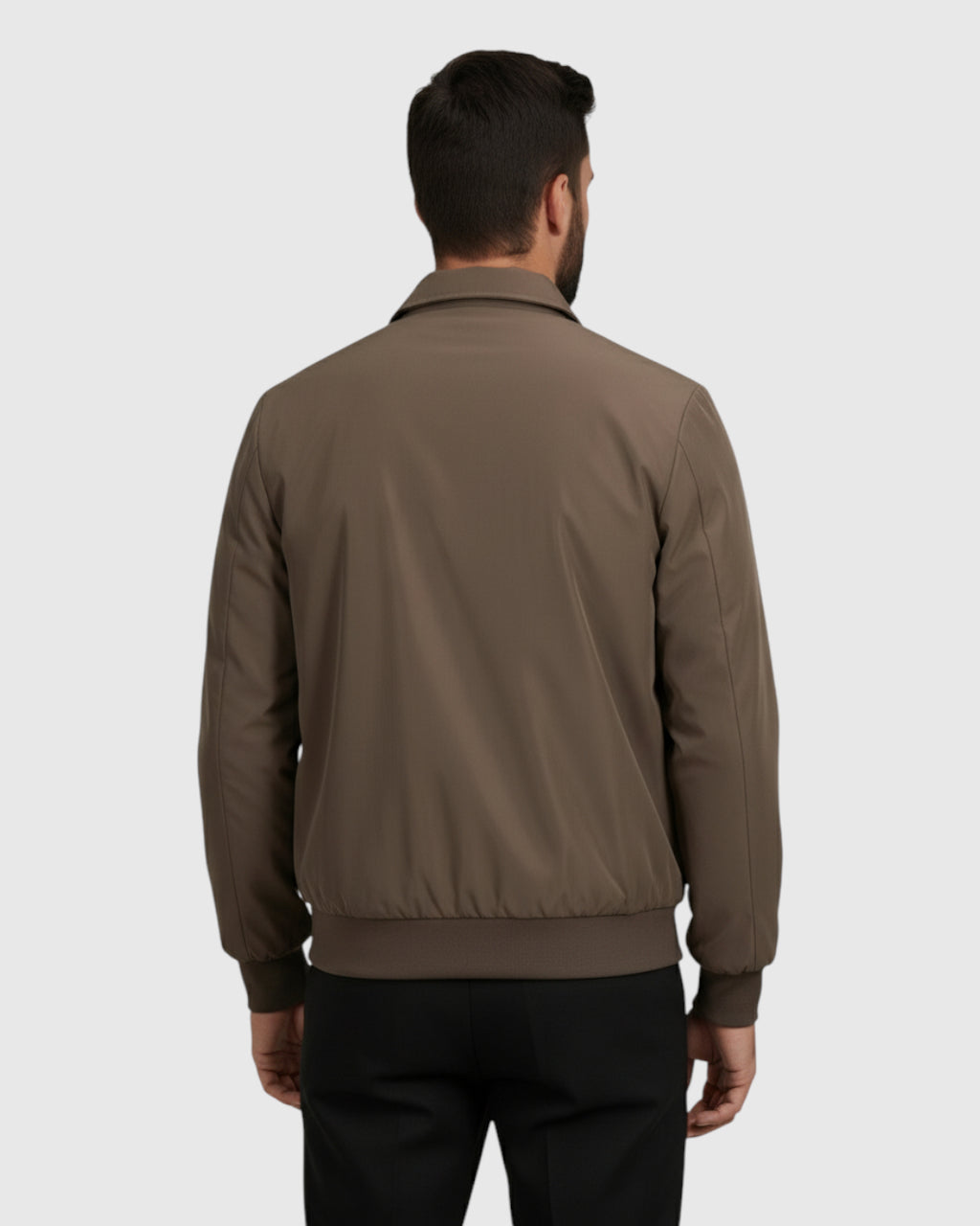 Chaqueta Corta de Hombre con Solapa – Marrón Café