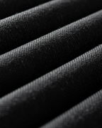 Pantalones negros casuales ajustados