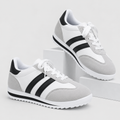 Retro Casual Sneakers – Lightweight Lace-Up Everyday Shoes