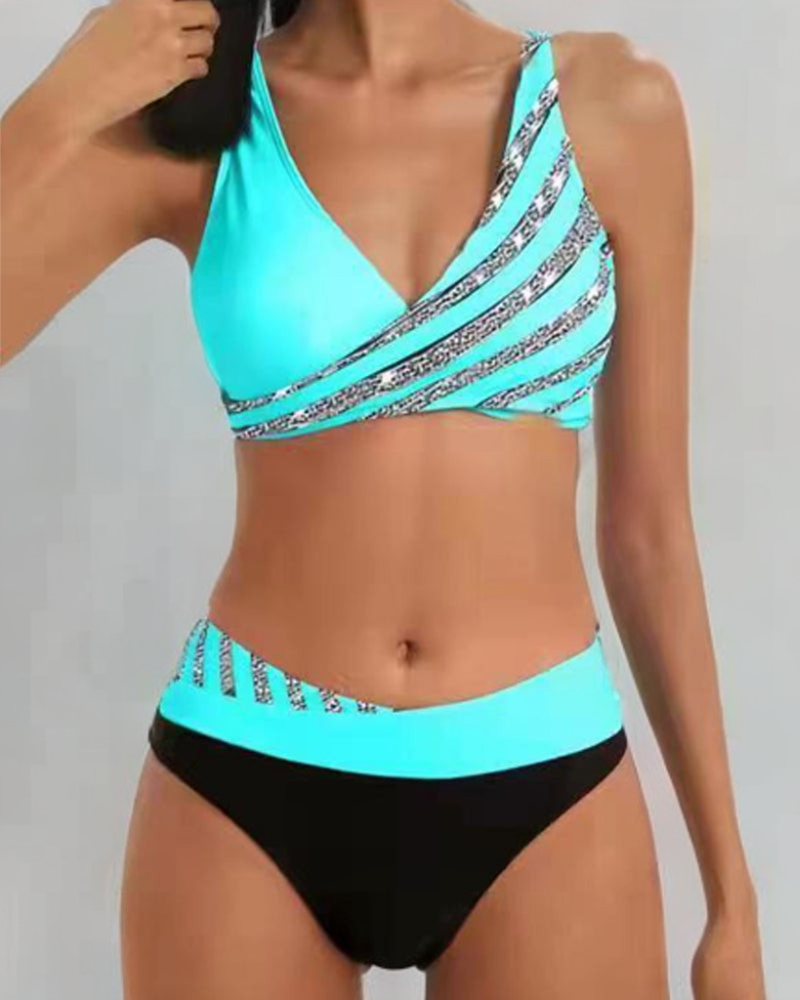 Women's Vibrant Printed Bikini in Warm Tones