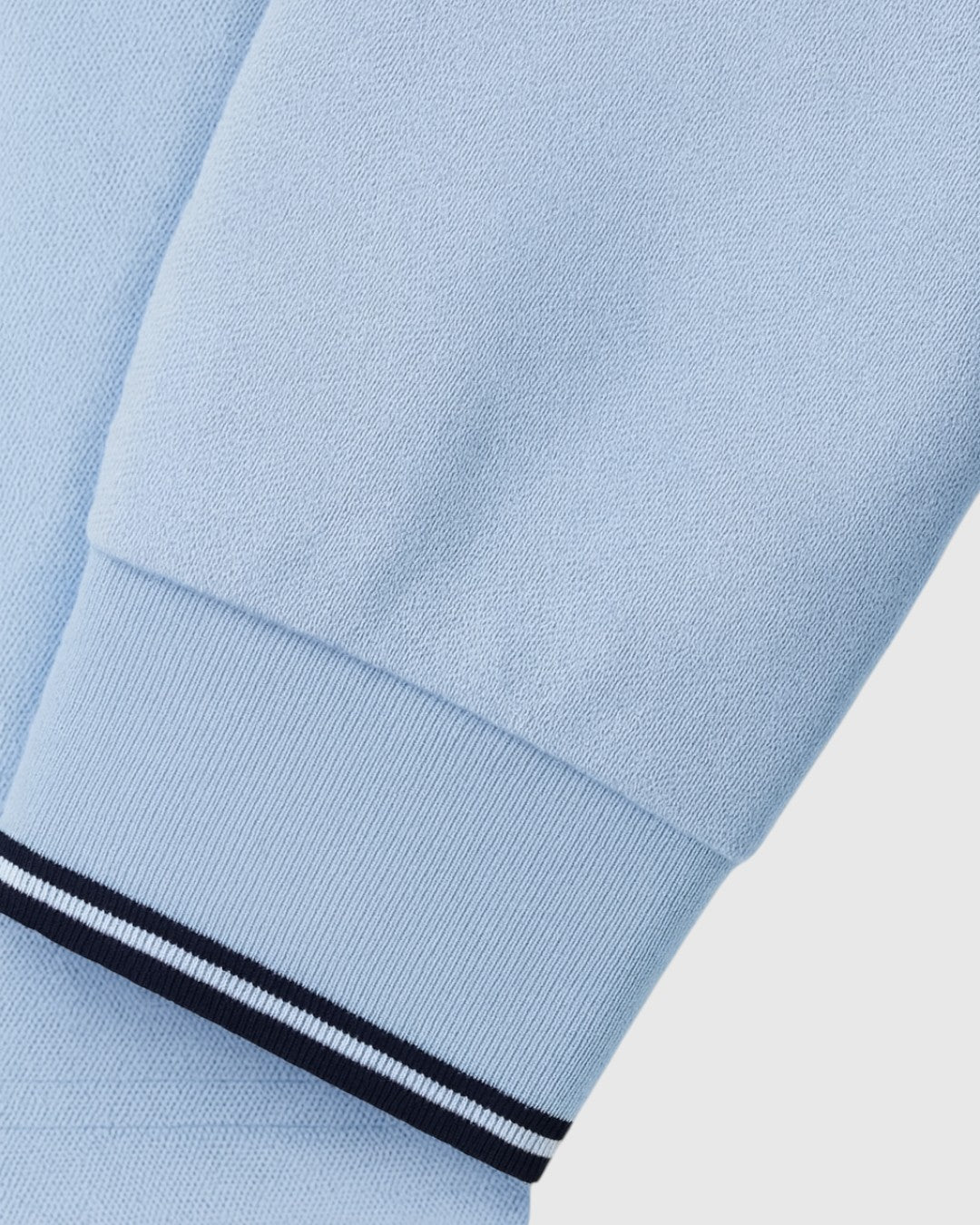 Suéter azul cielo para hombre