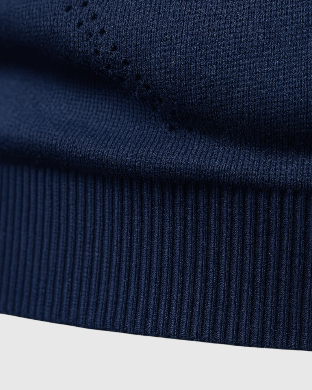 Suéter azul marino para hombre