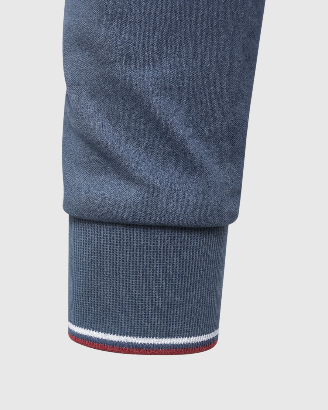 Suéter para hombre con cuello