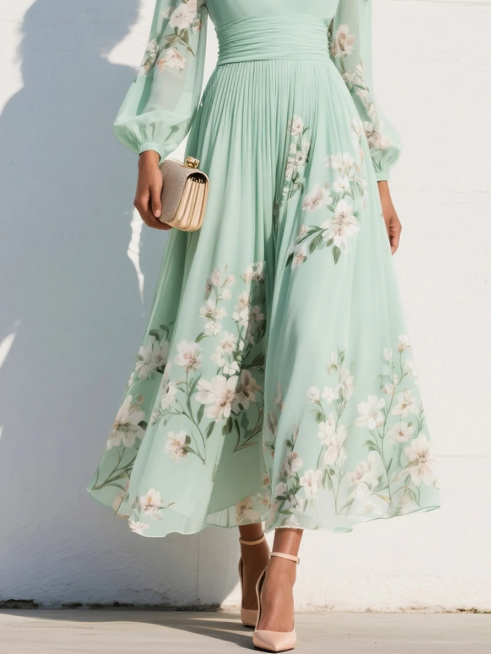Floral Dresses : Mathilda - Light Green V-Neck Chiffon Pleated Floral Midi Dress in van Cow Clothing