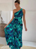 Women's Light and Elegant Sleeveless Pleated Dress with